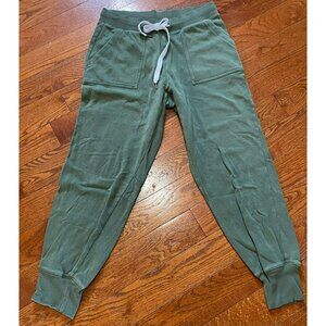 Aerie Women’s Jogger Sweatpants Army Green Patch Front Pockets Size M
